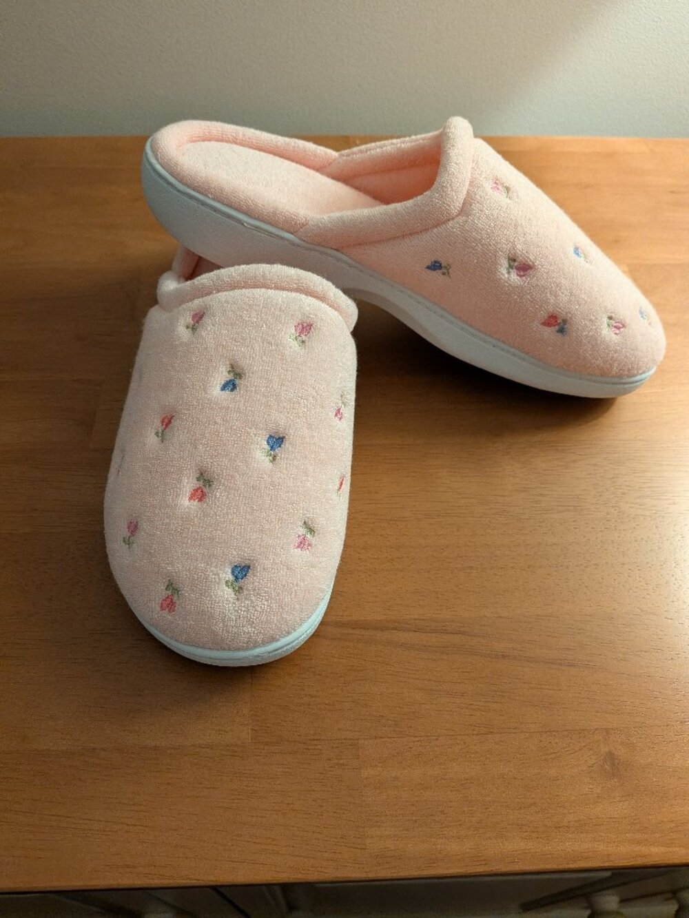 Isotoner Women’s Terry Embroidered Clog Slippers